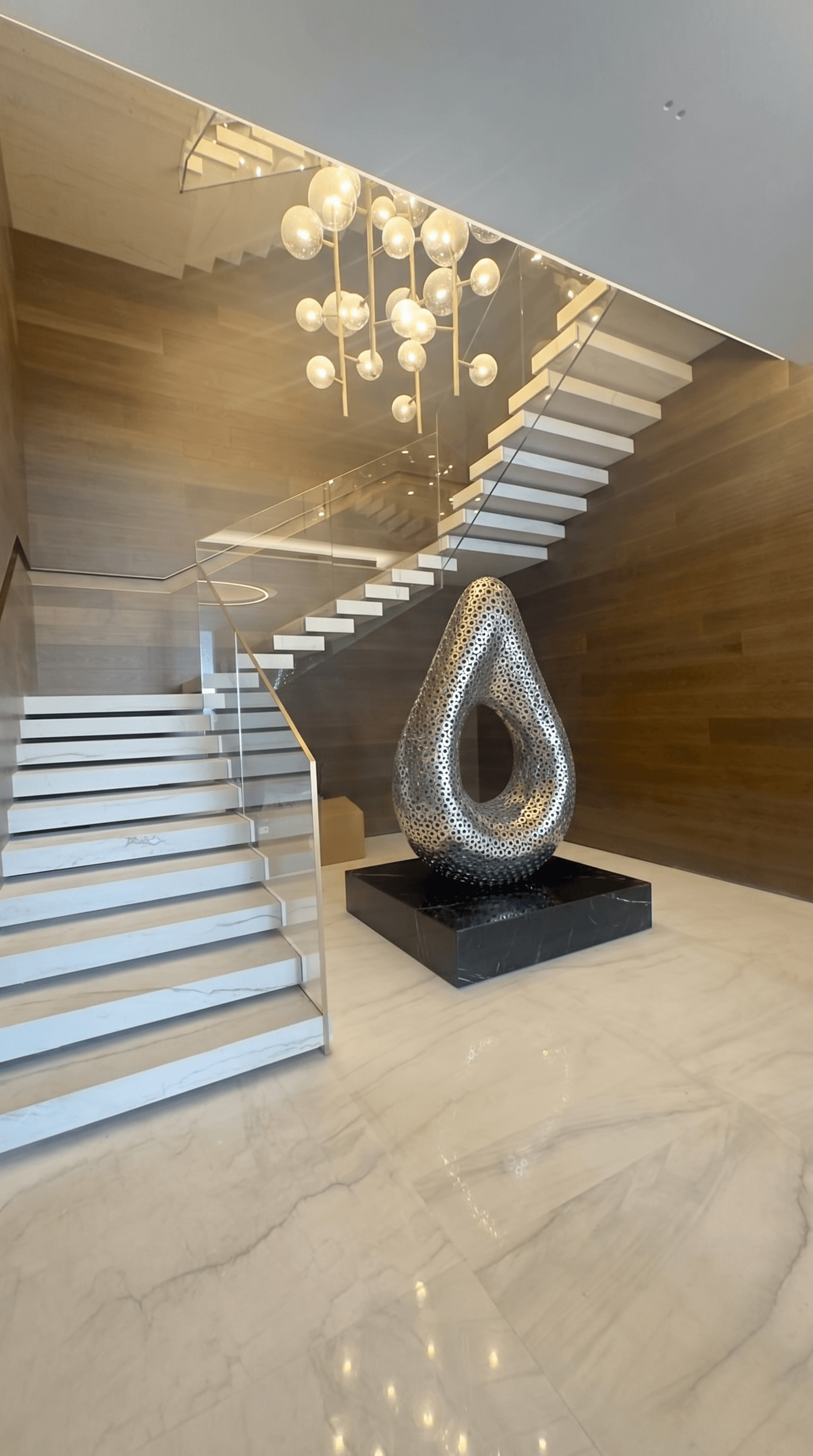Luxury Indoor Piece 11